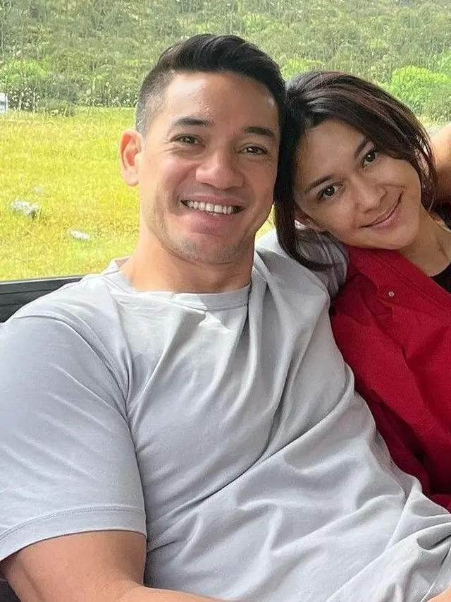 Potret Nana Mirdad dan Andrew White. (Sumber: Instagram/@nanamirdad_)