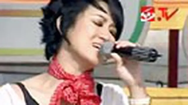 SHE - Bukan Untuk Sembarang Hati