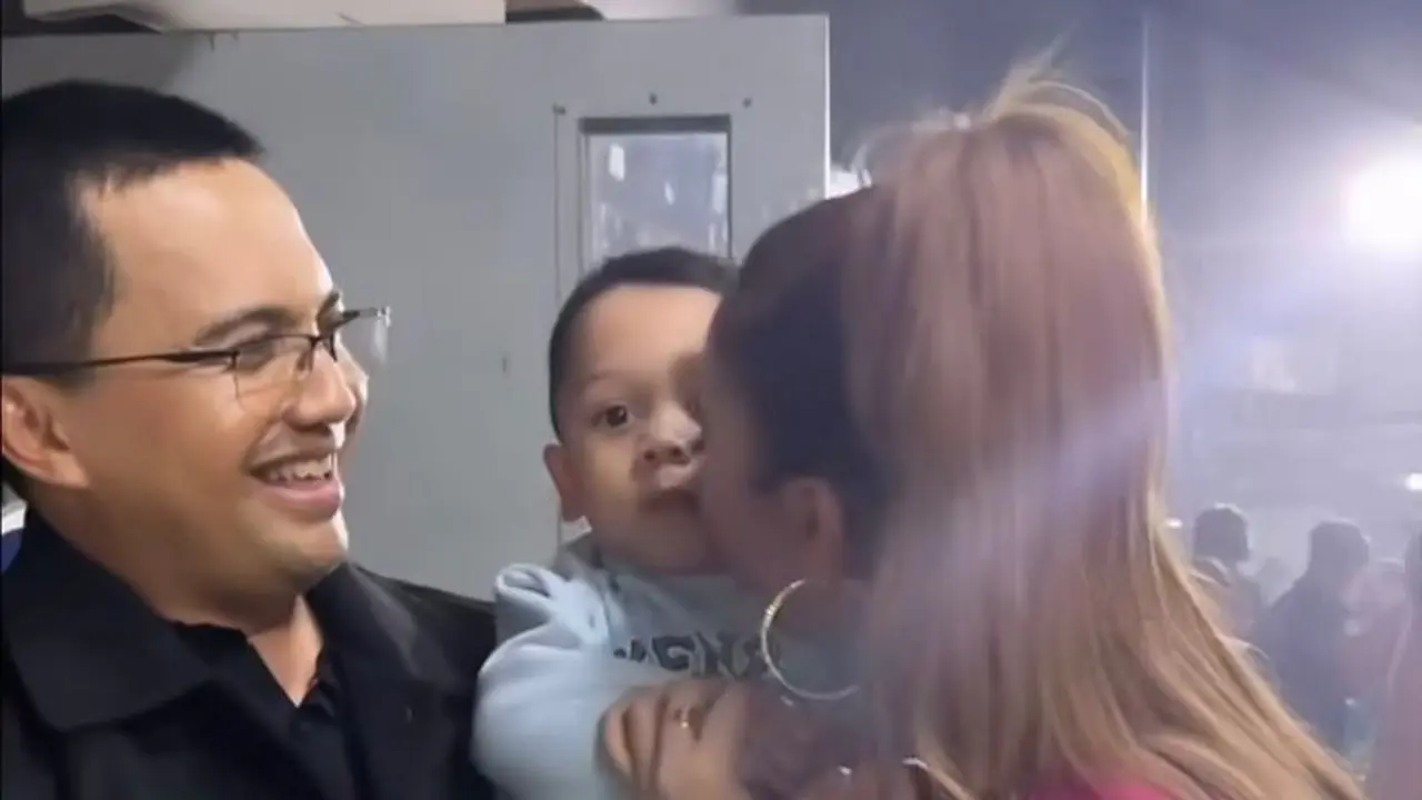 Potret Bunda Inul dan Baby Levian (Instagram/@inul.d)