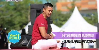 Anjasmara punya alasan kenapa dirinya tertarik mengikuti olahraga yoga.