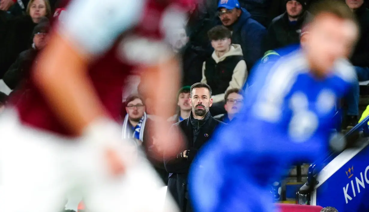 Duel Leicester vs West Ham di King Power Stadium, Rabu (4/12/2024) dini hari WIB menjadi laga pertama Van Nistelrooy. The Foxes menang meyakinkan 3-1 atas tim tamu. (Mike Egerton/PA via AP)