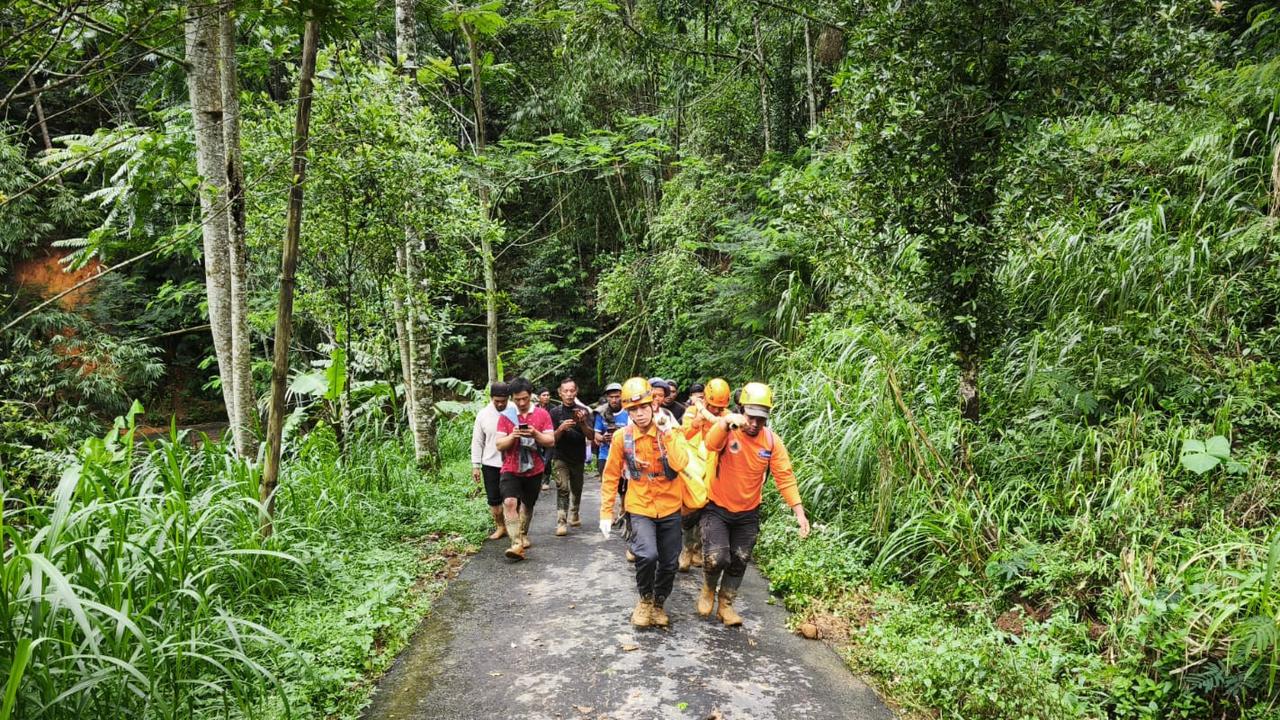 Empat Korban Hilang Banjir Bandang di Pekalongan Ditemukan Meninggal Dunia, Ada Bayi Tersangkut di Pohon Bambu