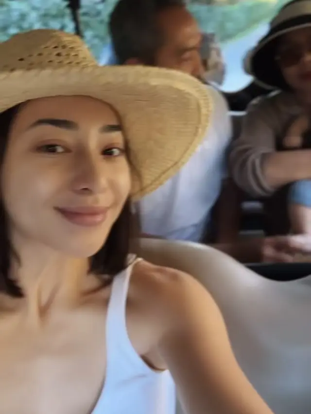 Nikita Willy Rayakan Ulang Tahun ke-31 di Labuan Bajo.