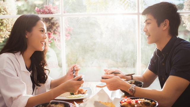 Tips Kuliner Asik dan Seru Bareng Gebetan, Cobain Biar Makin Deket!