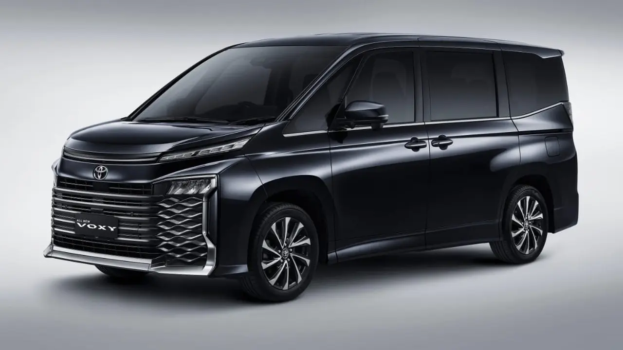 Ini Harga All New Toyota Voxy di Indonesia (Ist)