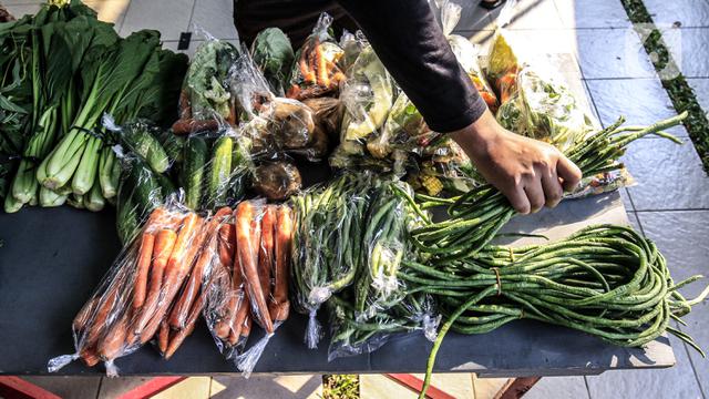 FOTO: Berbagi Sayuran Gratis untuk Warga Terdampak Pandemi di Bulan Ramadhan