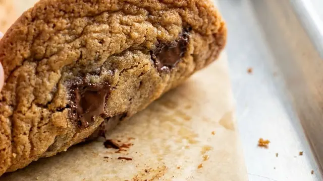Tips Membuat Cookies Cokelat Chip Agar Tidak Bantat