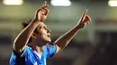 Gaya khas Frank Lampard seusai mencetak gol, kali ini ke gawang Blackpool, dalam lanjutan Liga Premier di Bloomfield Road, 7 Maret 2011. AFP PHOTO/ANDREW YATES