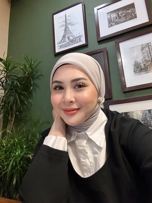 6 Adu Gaya Hijab Geng Mamayu, Aurel Hermansyah-Margin Wieheerm Tampil Cantik dengan Style Masing-masing