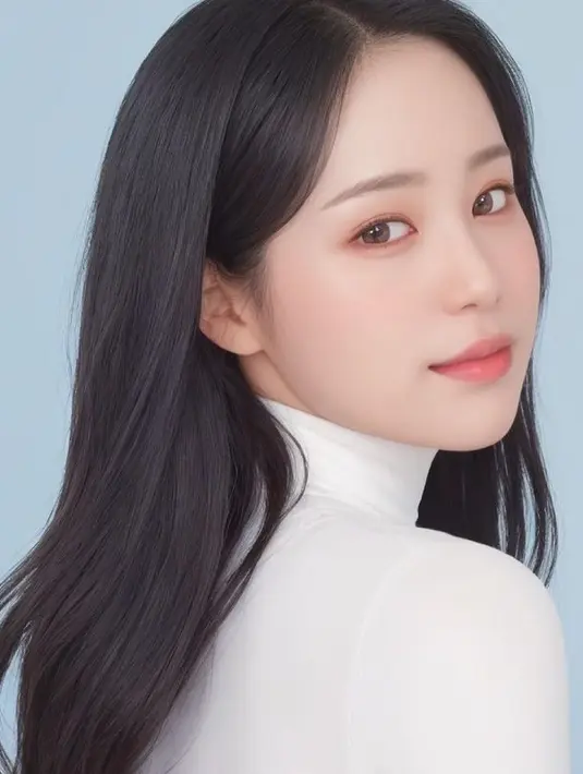 Melalui akun instagramnya, wanita dua orang anak itu membagikan lima foto hasil editan pakai aplikasi tersebut. [Instagram/bungazainal05]