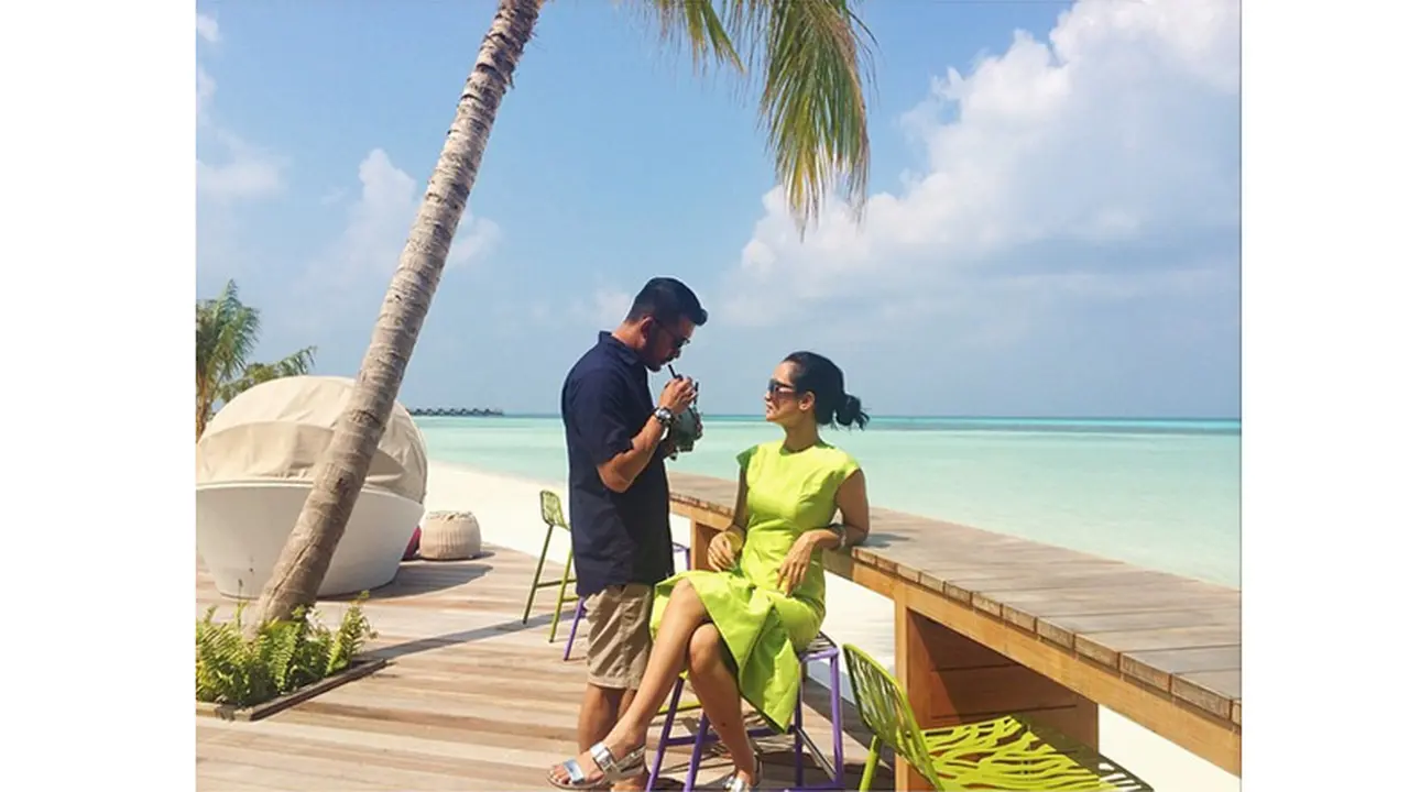 Rio Dewanto dan Atiqah Hasiholan