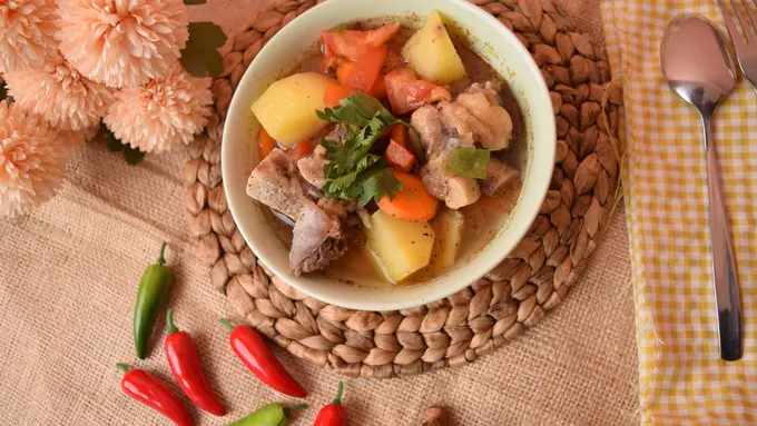 Tips Mudah Memasak Sop Iga Sapi yang Empuk
