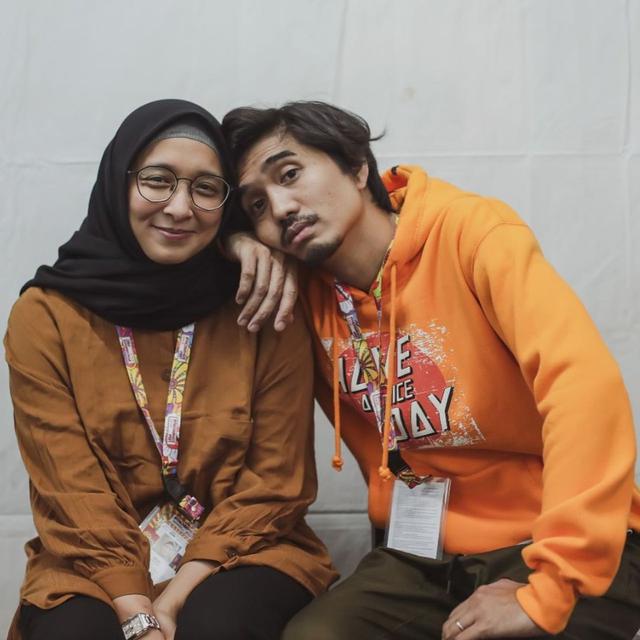 10 Potret Transformasi Adelia Lontoh Istri Duta Sheila On 7, Selalu Sederhana