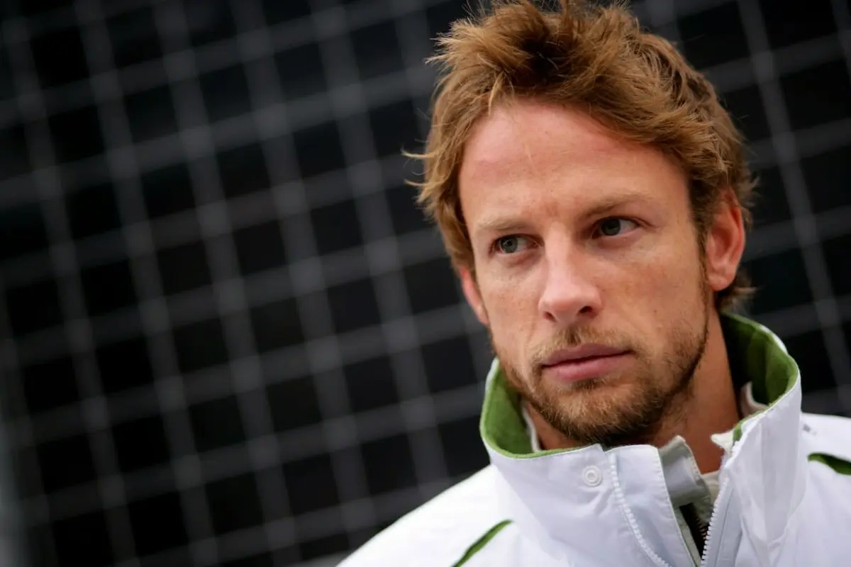 Jenson Button: Mobil McLaren Menakutkan Untuk Dikendarai