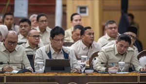 Menteri Keuangan Purbaya Yudhi Sadewa perdana ikut retret Kabinet Merah Putih yang dipimpin Presiden Prabowo Subianto. Dia memberikan gestur begitu antusias sepanjang acara dan terlihat di beberapa momen penting. (Sumber: Instagram @menkeuri)