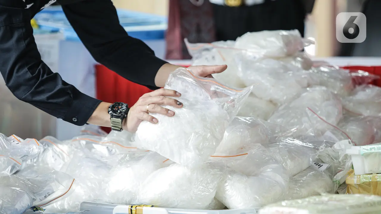 Ungkap Peredaran 2,5 Ton Sabu Jaringan Internasional, Polri Tangkap 18 Tersangka