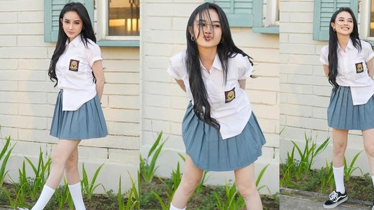 Dikenal Sebagai Salah Satu Pedangdut Paling Cantik, 8 Foto Arlida Putri Mengenakan Seragam SMA