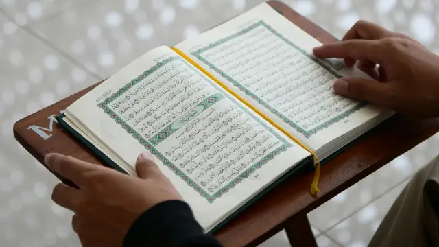 Ilustrasi Al-Qur'an