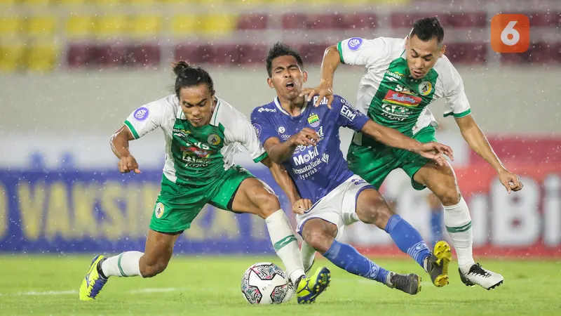 Foto: Wander Luiz dan Rashid Cetak Brace, Persib Bandung Kalahkan PSS Sleman di Pertandingan Lanjutan  BRI Liga 1