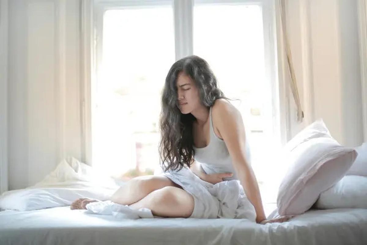 Sudahi Cemasmu, Pahami 5 Penyebab dan Cara Mengatasi Menstruasi yang Tidak Teratur
