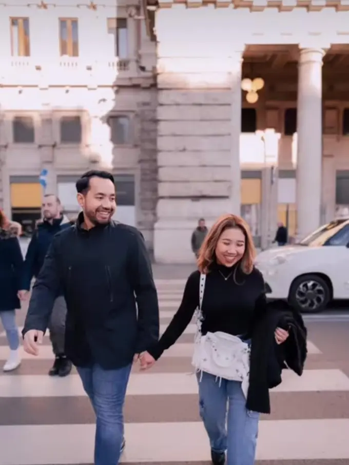 10 Potret Mesra Kiky Saputri dan Suami Honeymoon di Eropa, Didoakan Segera Punya Momongan