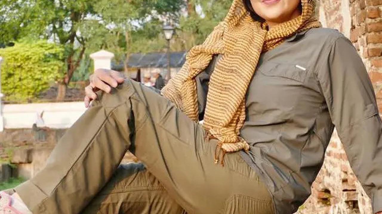 Ayu Azhari<br>