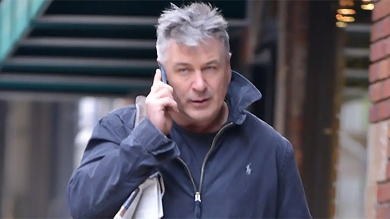 alec-baldwin-131119b.jpg