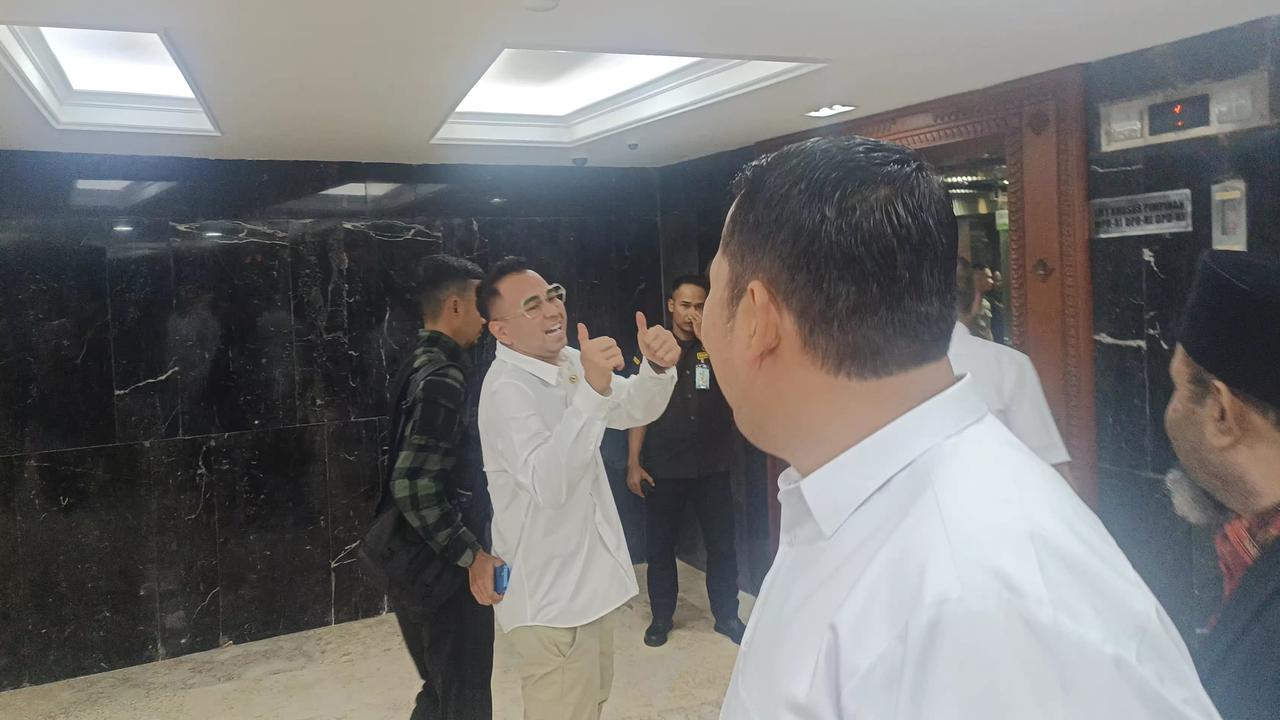 Raffi Ahmad Sambangi Gedung DPR RI Usai Viral Patwal Mobil Dinasnya Arogan ke Sopir Taksi