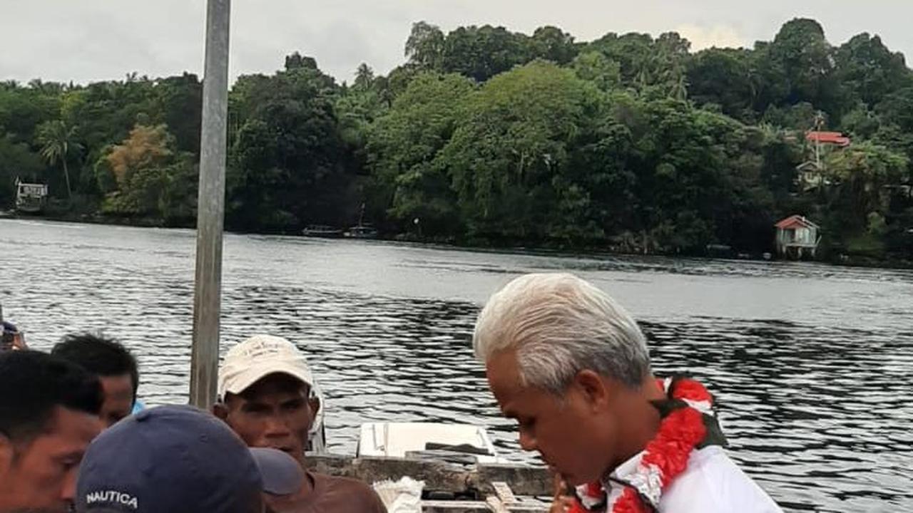 Komitmen Terapkan Otonomi Asimetris, Ganjar Janji Tambah Transportasi di Maluku