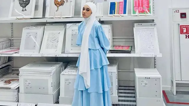 Inspirasi baju lebaran 2025 untuk remaja (credit: instagram/nabilataqiyyah)