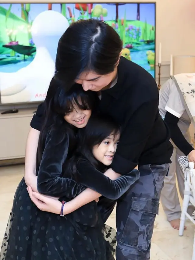 Sean Mikael Alexander adalah anak pertama Olla Ramlan (Foto: Instagram/@ollaramlan)