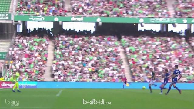 Saint-Etienne mencatat kemenangan 2-1 atas Troyes di Liga Prancis. Tim tuan rumah tertinggal lebih dulu ketika Adama Niane memberi...