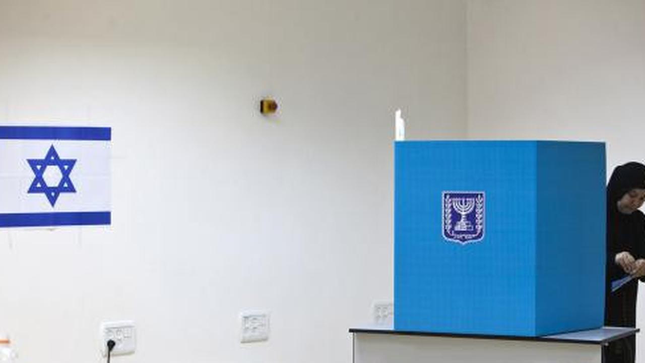 Warga Israel ke TPS pilih anggota parlemen