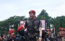 Danjen Kopassus Mayjen Djon Afriandi, Lulusan Terbaik Akmil 1995 Anak Jenderal TNI