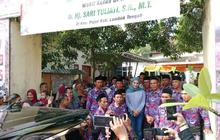 Wakil Ketua DPR RI Sari Yuliati Salurkan Ribuan Sembako di Lombok Tengah