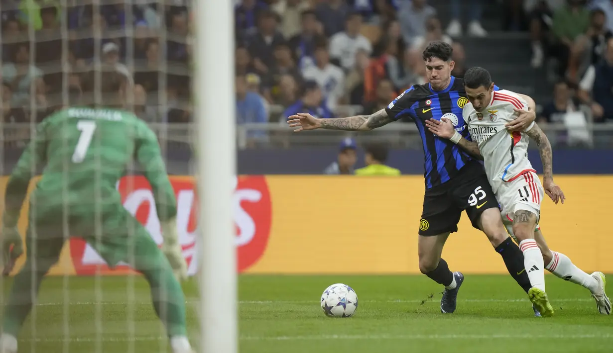 Meski menang, Inter berada di peringkat ke-2 klasemen Grup D sementara dengan empat poin. (AP Photo/Luca Bruno)