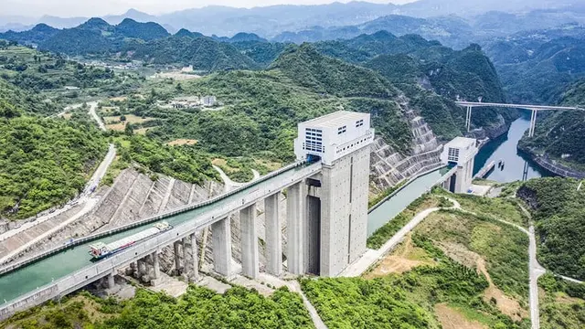 Metode Angkutan Kapal China Berbasis Lift Ini, Bikin Netizen Berdecak Kagum