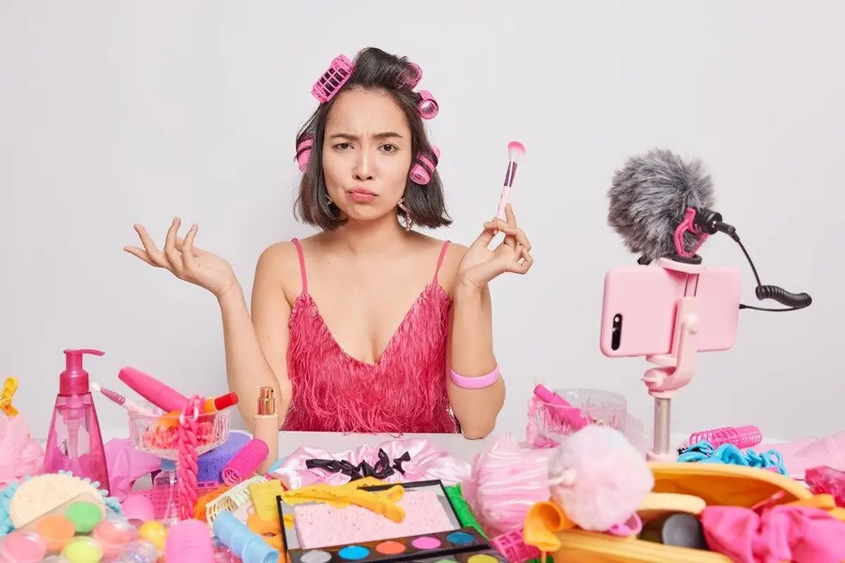 Cara untuk menghindari flashback agar hasil foto tetap natural dan memukau (Foto/Sumber: Freepik)
