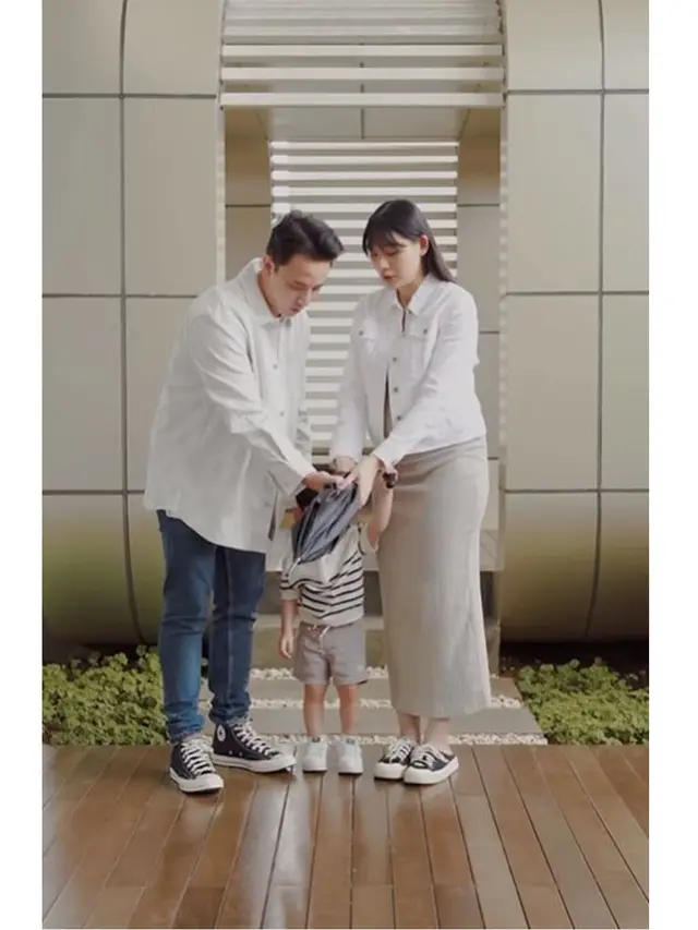 6 Potret Billy Davidson Umumkan Patricia Devina Hamil Anak Kedua, Bak Poster Film