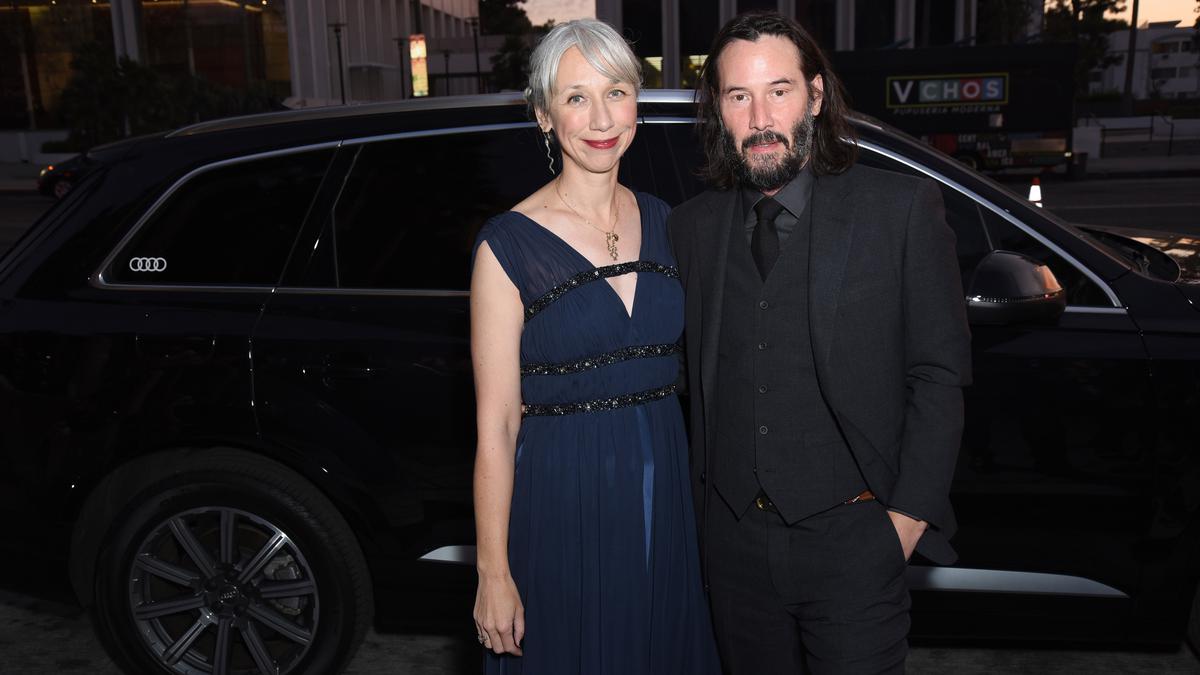 5 Fakta Alexandra Grant, Kekasih Baru Keanu Reeves - Entertainment ...
