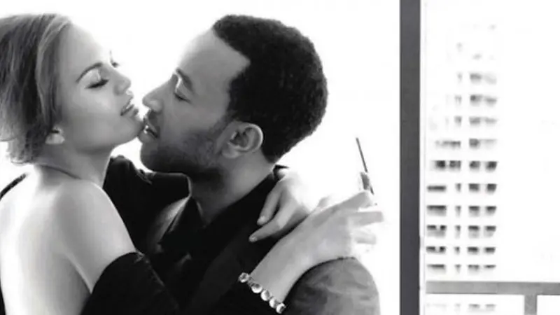 Chrissy Teigen dan John Legend 