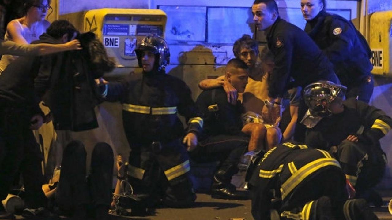 Kepanikan ribuan warga Paris diteror bom dan serangan beruntun