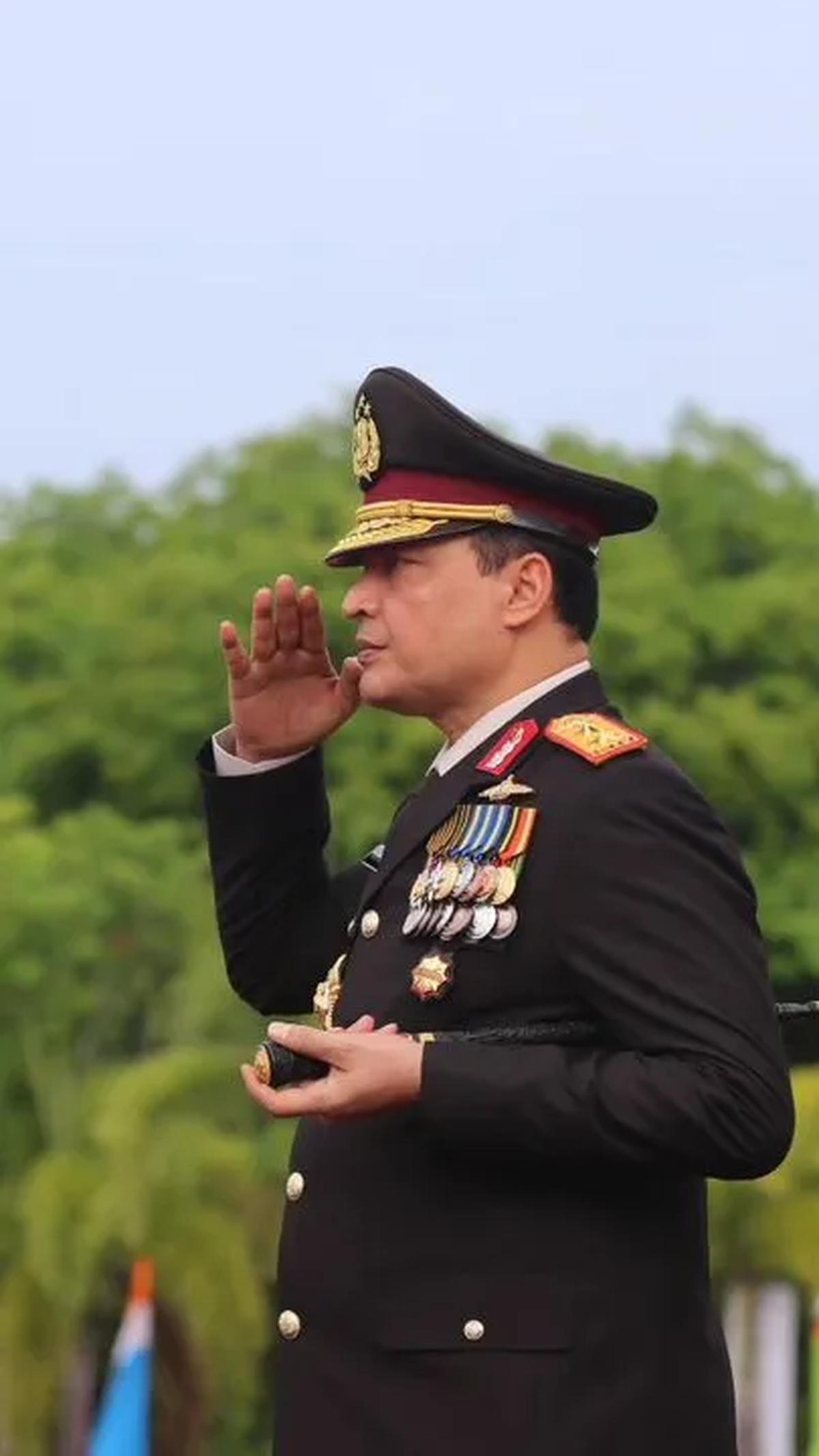 Akan tetapi, Ia berharap kekurangan dan ketidak sempurnaan itu mampu dibenahi di masa kepimpinan Kapolda Aceh baru yang dipimpin oleh Irjen Achmad Kartiko.<br>