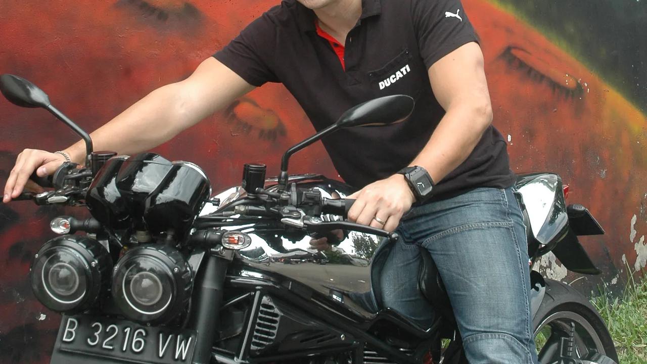 Ducati Multistrada dan Ari Wobowo 