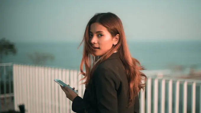 Berhenti Mengontak Mantan Demi Move On yang Hakiki!