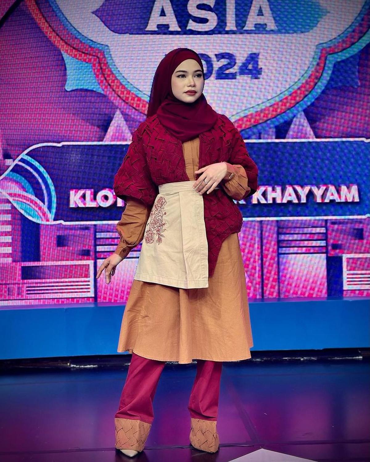 Saat Bawakan Lagu&nbsp;Laa Illa Ha Illallah