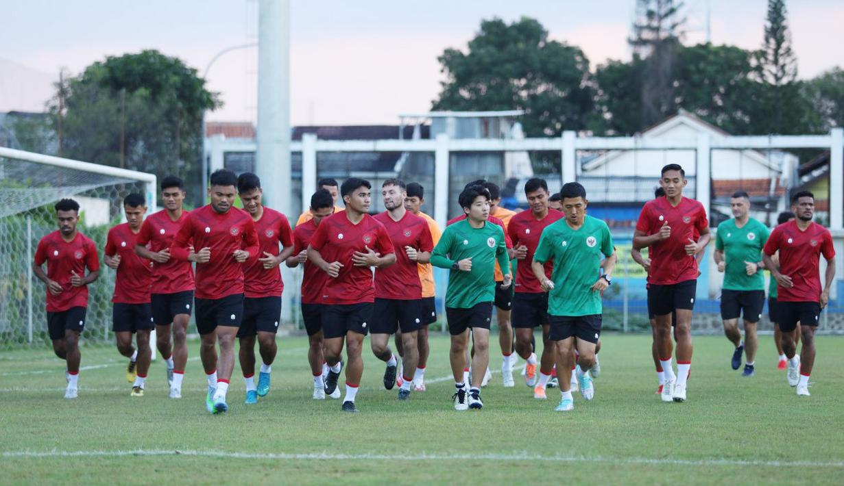 Timnas Garuda akan menghadapi Curacao dua kali. Laga pertama akan berlangsung di Stadion Gelora Bandung Lautan Api, Bandung, Sabtu (24/9/2022). Kemudian partai kedua akan digelar di Stadion Pakansari, Bogor, Selasa (27/9/2022). (Dokumentasi PSSI)