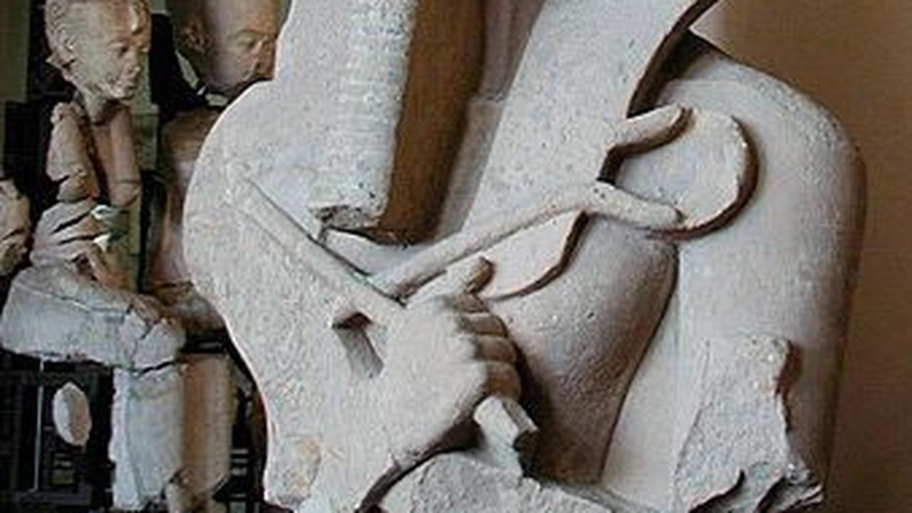 Kisah Cinta Firaun Akhenaten dan Ratu Nefertiti yang Melegenda, Tak Malu Bermesraan di Depan Umum