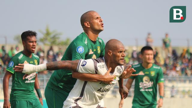Persebaya Surabaya Vs Persib Bandung