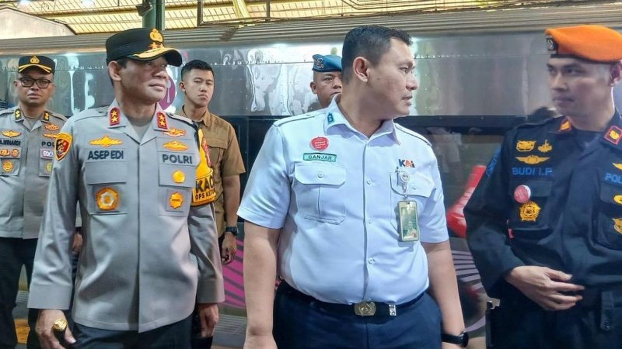 Polda Metro Jaya Antisipasi Banjir Lebaran: Siagakan Ratusan Personel di 106 Titik Rawan